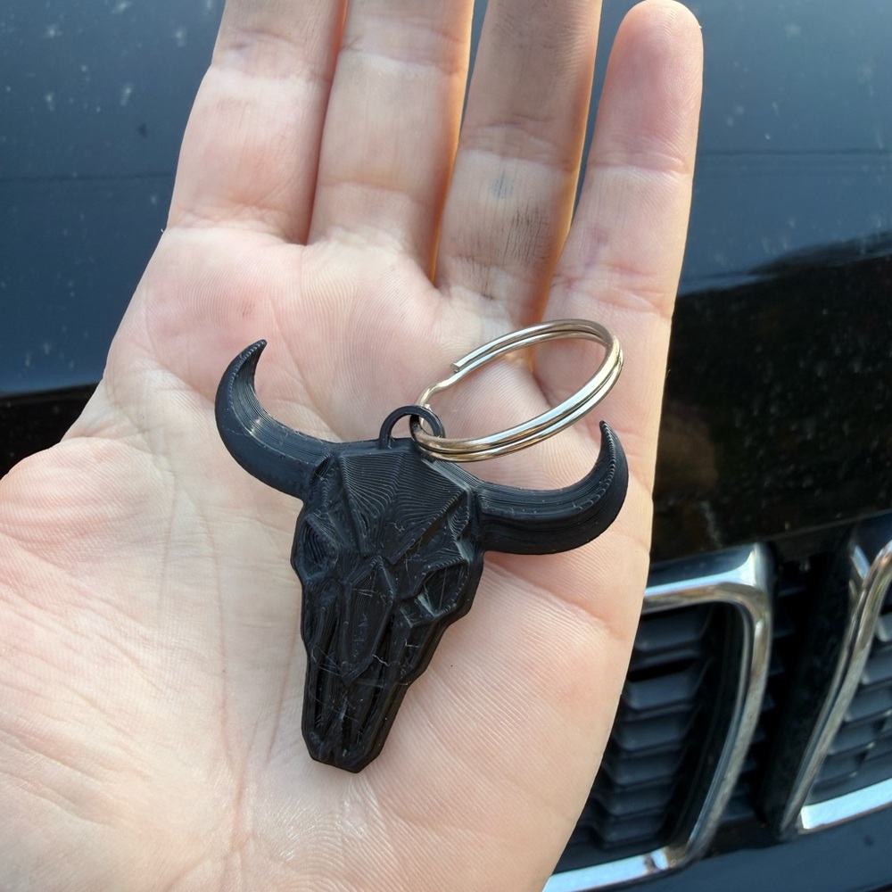 3D Printed Black Bull Skull Keychain